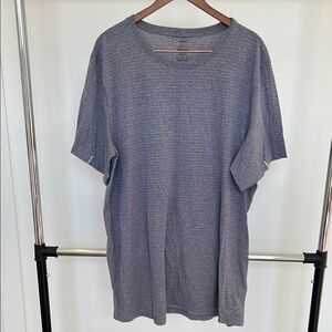 Nike DRI-FIT Men's Gray T-Shirt